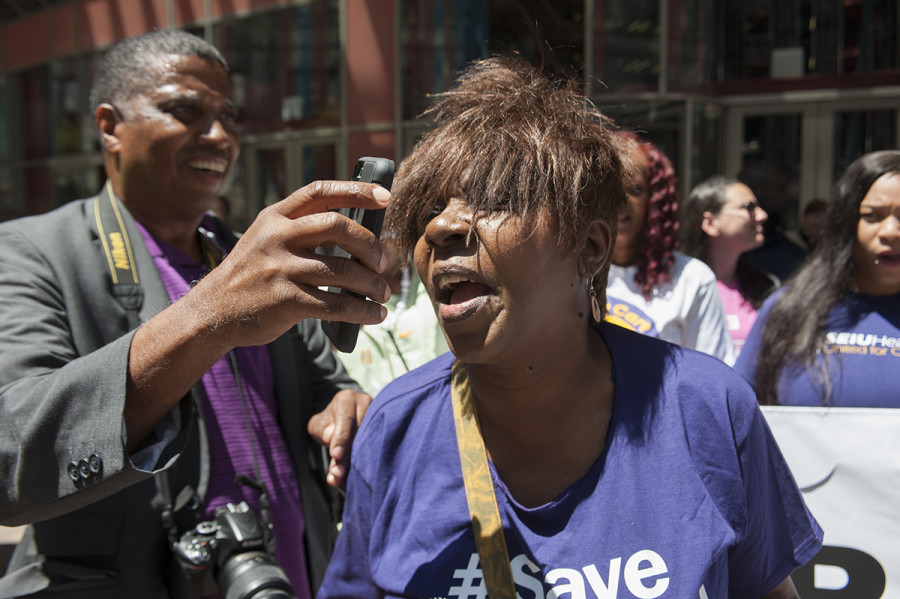 SEIU Healthcare VP Jaquie Algee on the phone with Governor Rauner's office, asking him to join other Governors in speaking out against GOP healthcare attacks