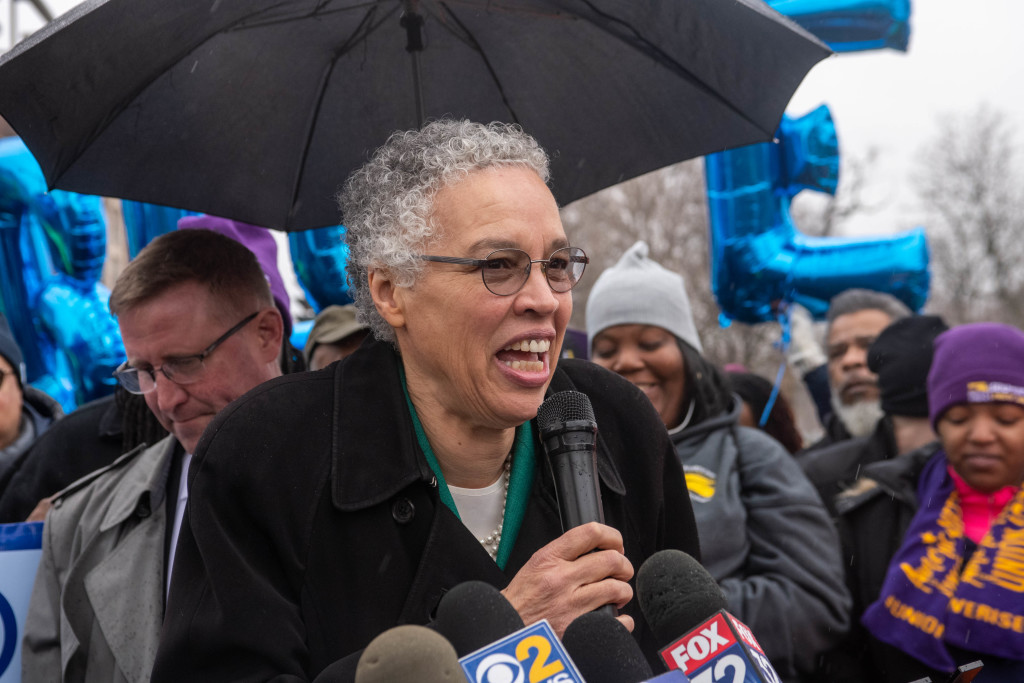 Chicago, Health systems, Hospital Code Blue, Hospitals, Janette Taylor, Jason Irvin, Labor, Protest, Rosanna Rodriguez, SEIU, SEIU HCII, Toni Preckwinkle, unions