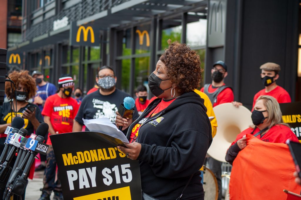 21.05.19-Fight-for-15-Chicago-West-Loop-15